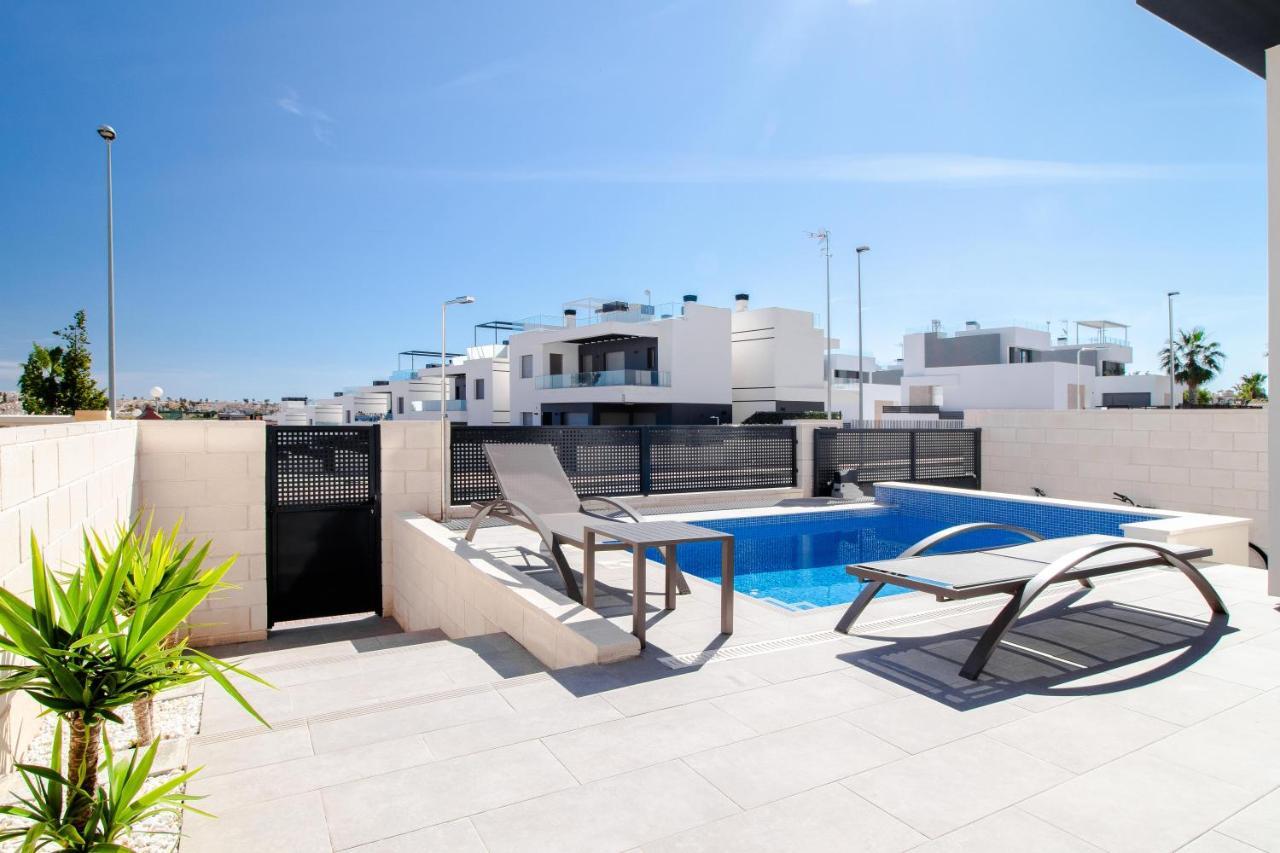 Villa De Lujo Con Piscina Orihuela Luaran gambar