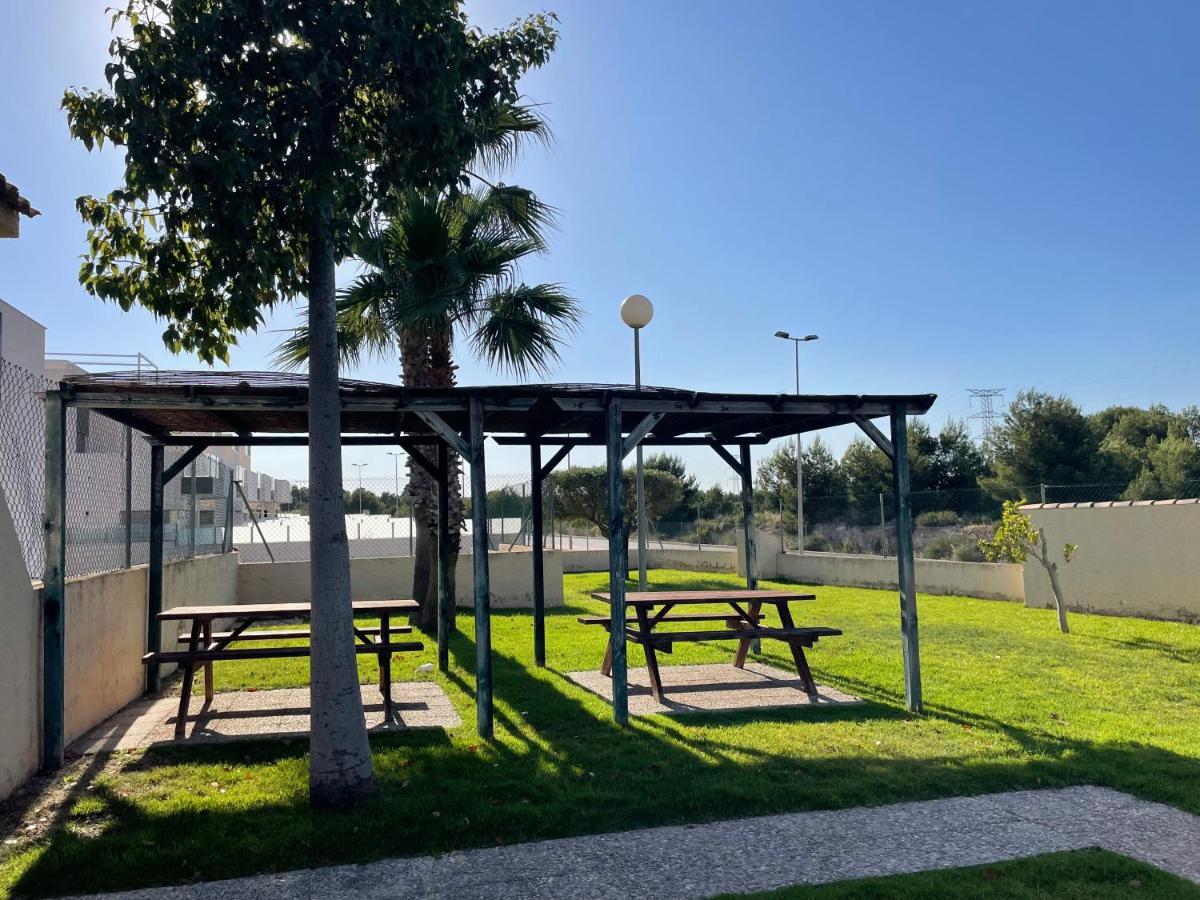 Villa De Lujo Con Piscina Orihuela Luaran gambar